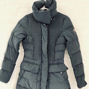 Post Card - Italian Luxury Puffer Deneb Coat - Navy Blue - Size 38